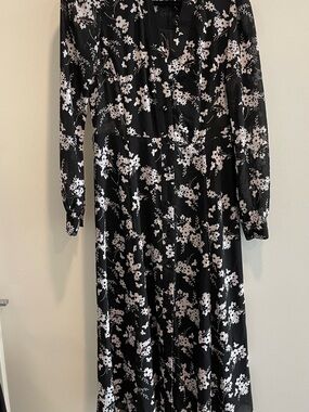 MICHAEL Michael Kors Black Dress with White Floral Print - Long Sleeve Midi
